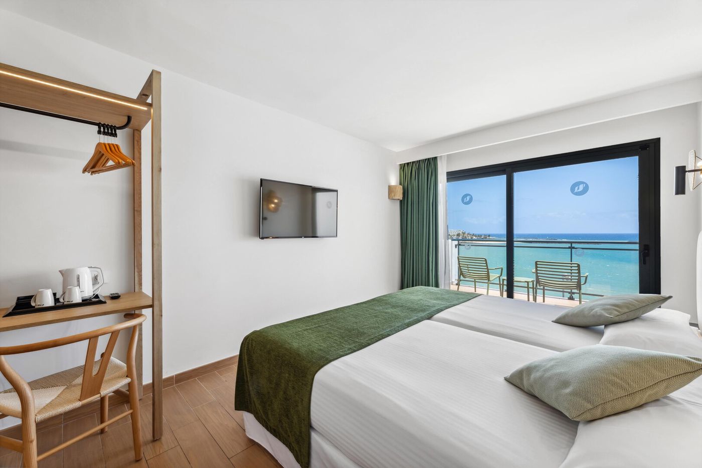 17.03.26 THB Lanzarote Beach