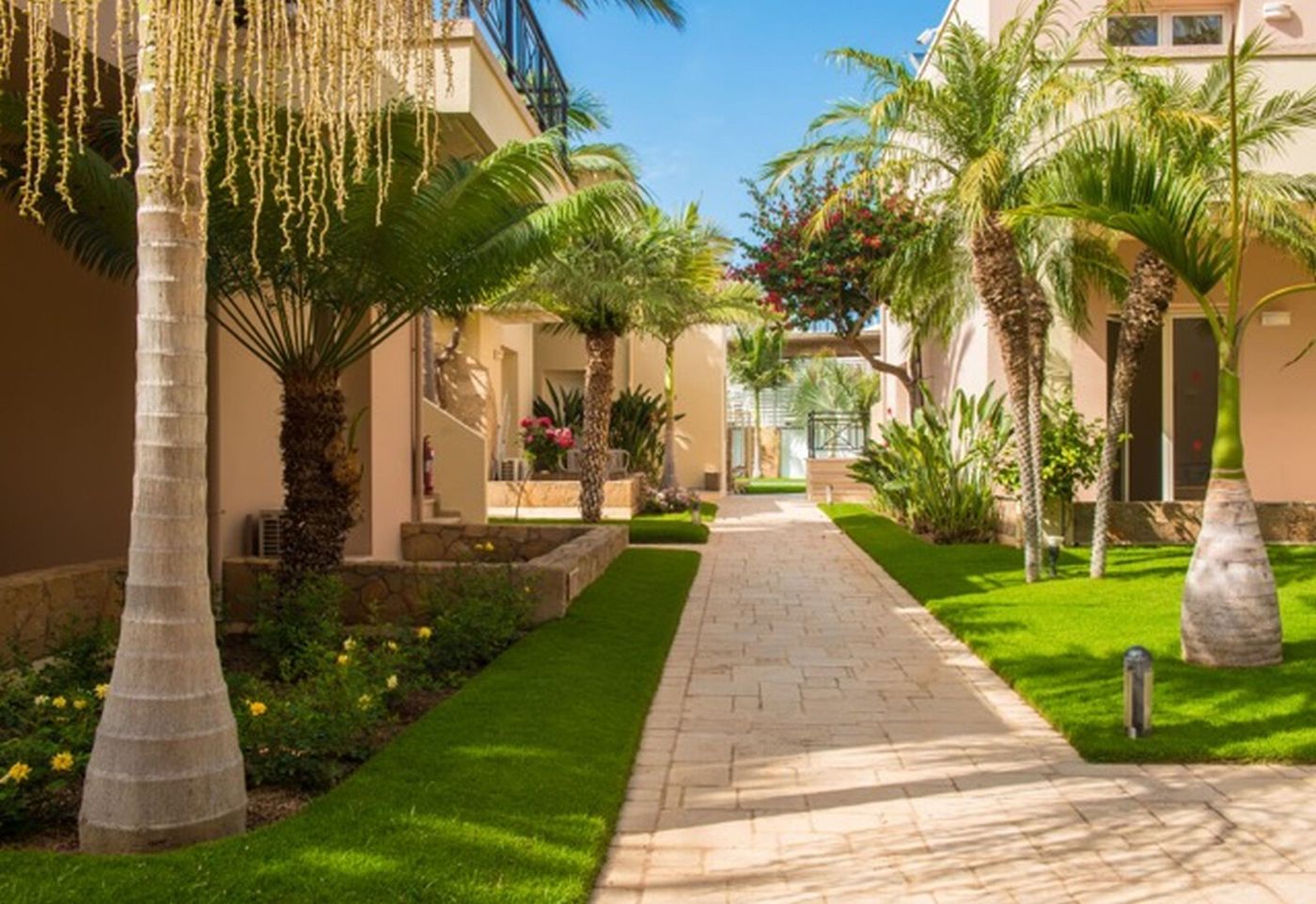 Danaides Apartments