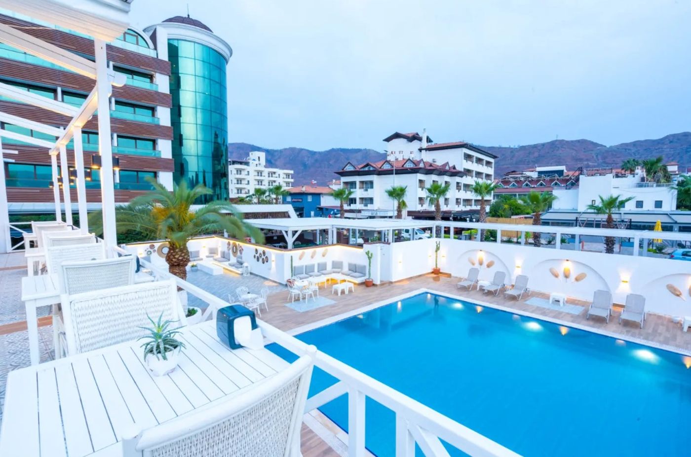 01.04.26 Casa Blanca Hotel 