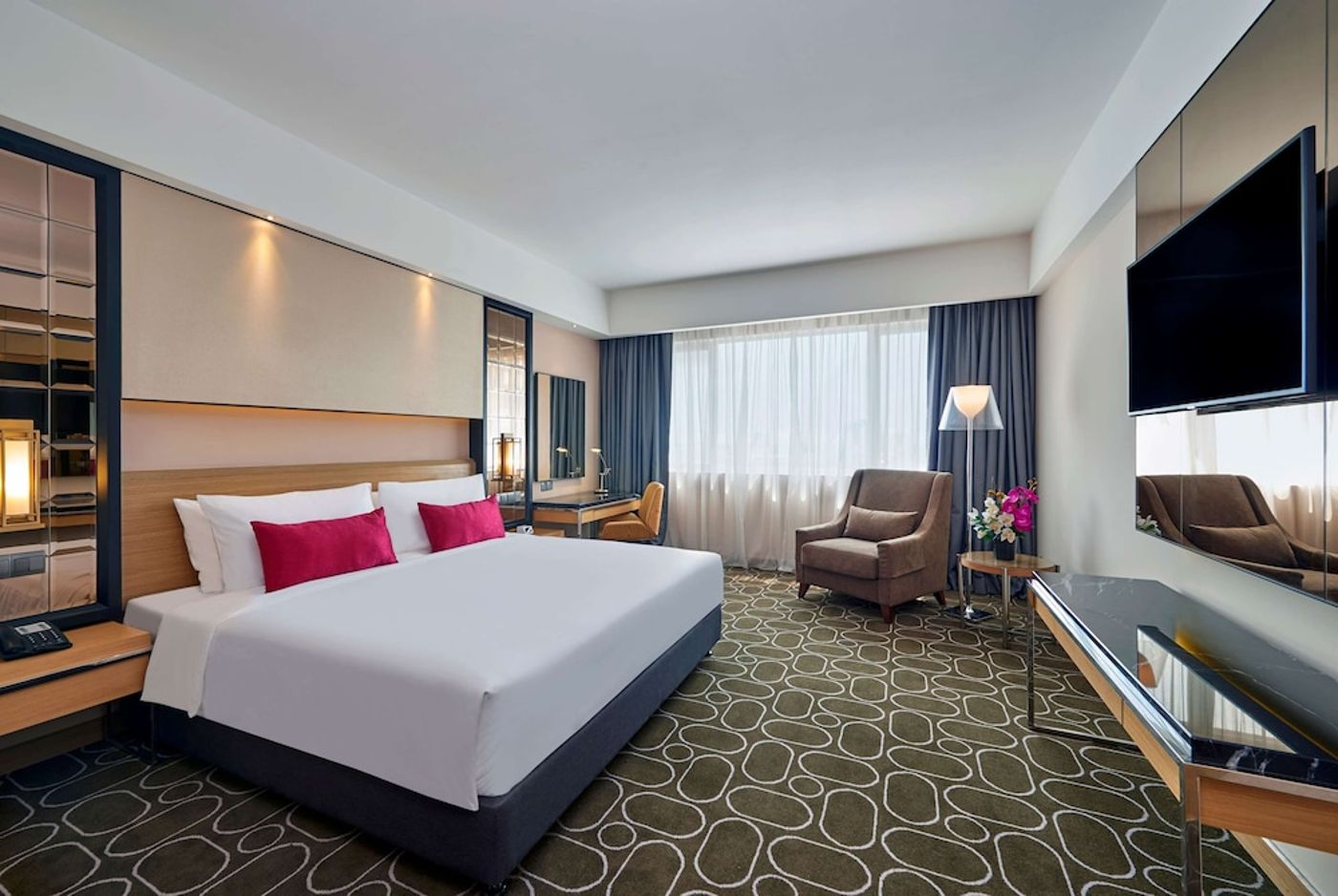 expedia-3166854-30
