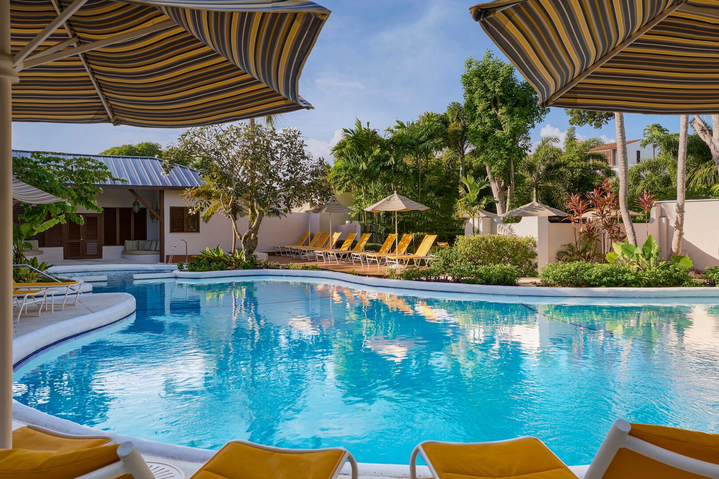 waves Resort & Spa 07.04
