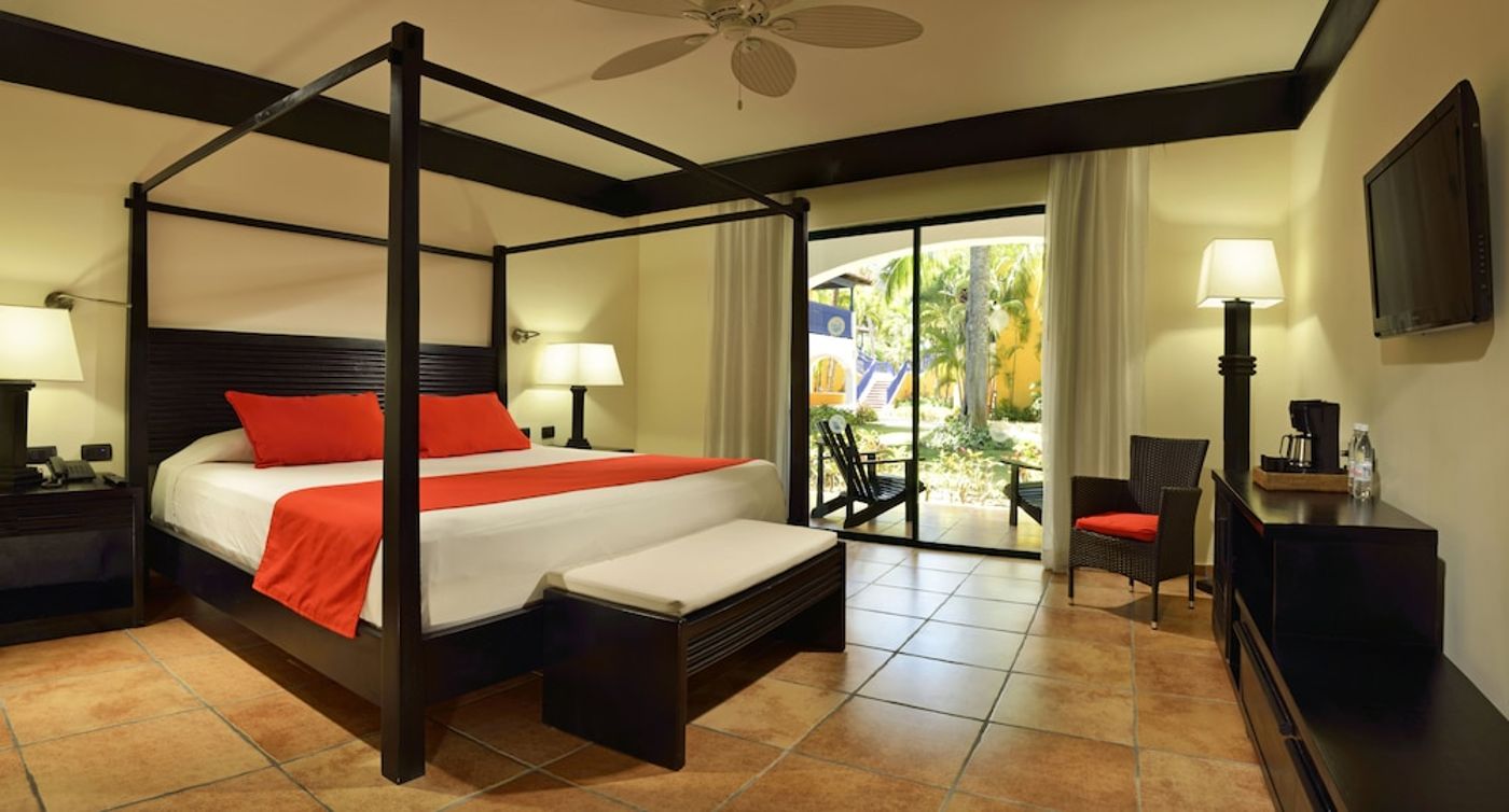 expedia-3166136-12