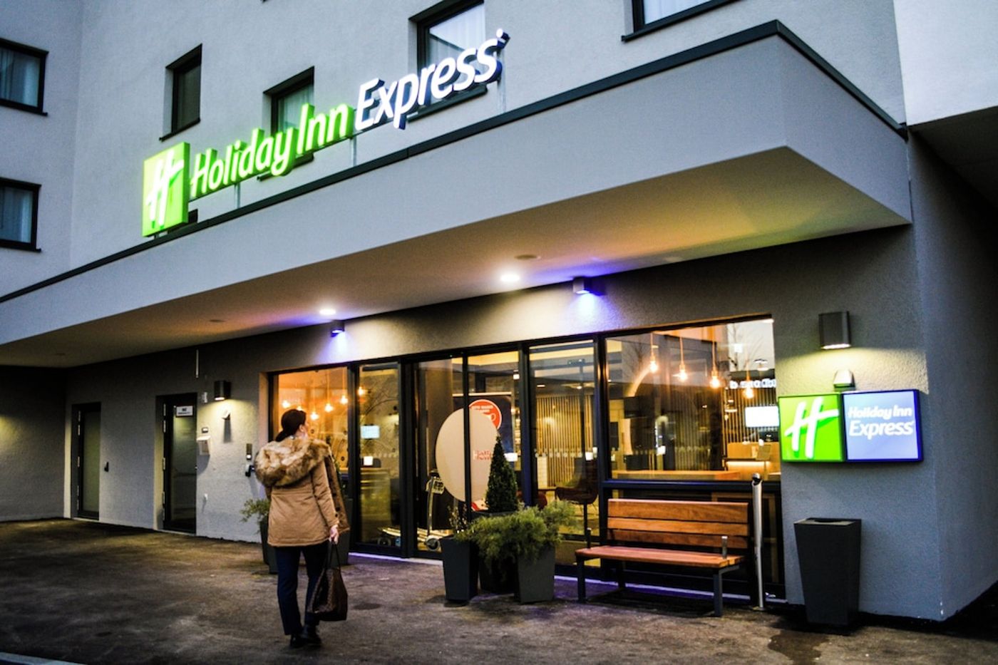 expedia-3165365-8