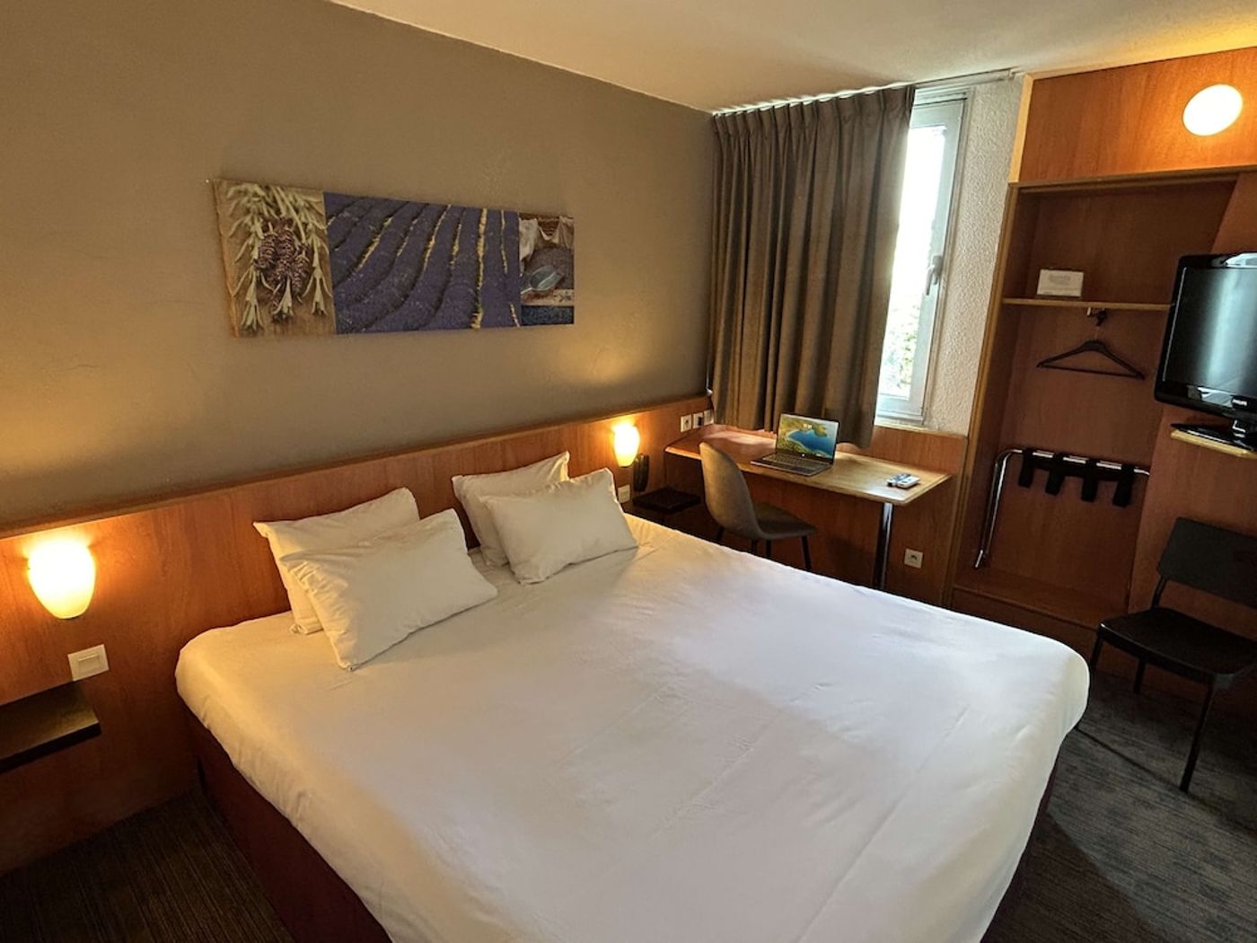 expedia-3163969-7
