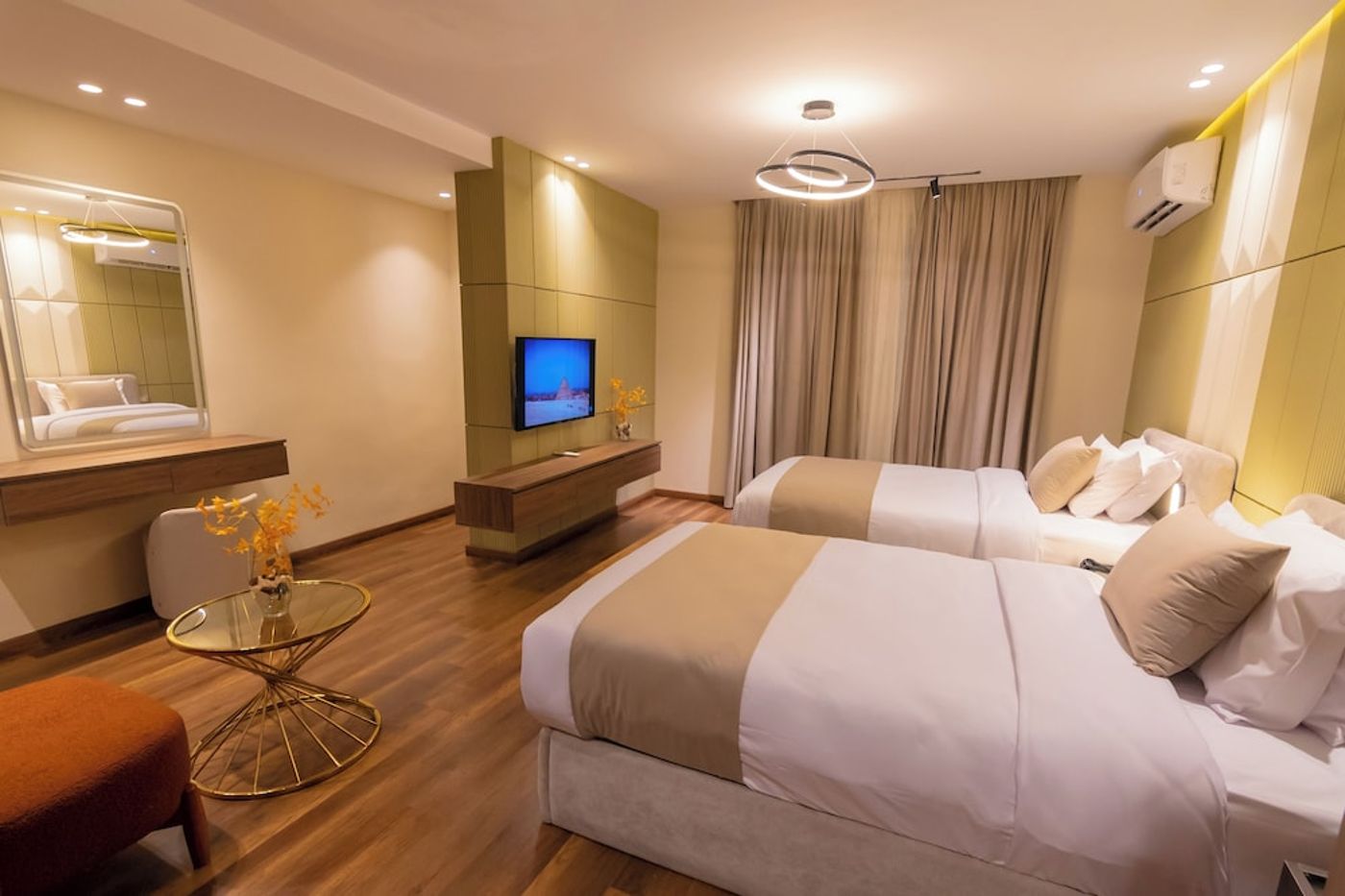 expedia-3162256-24