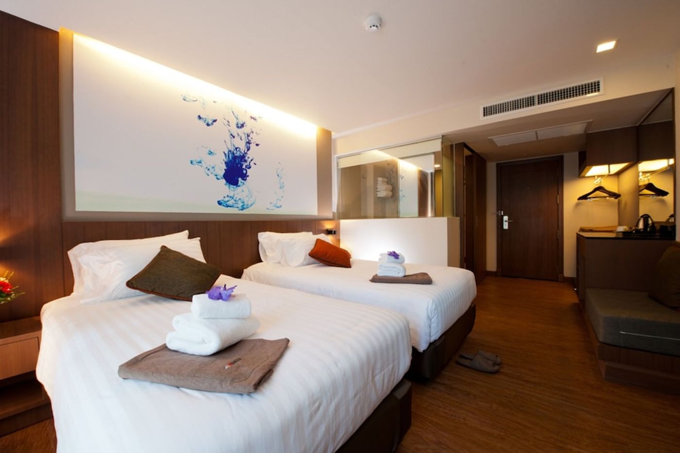 expedia-3162873-10