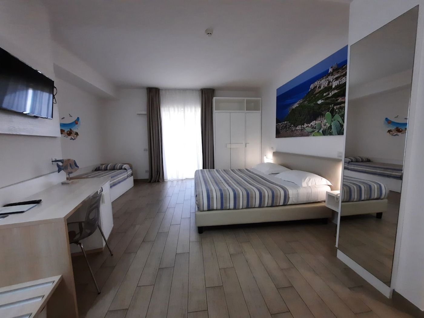expedia-3166449-25