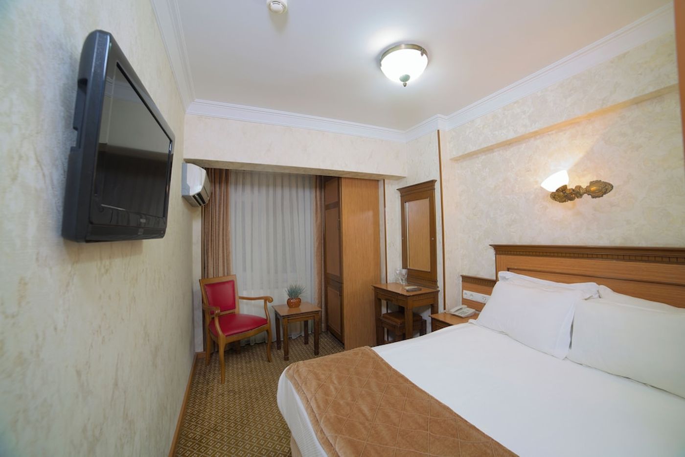 expedia-3161849-21
