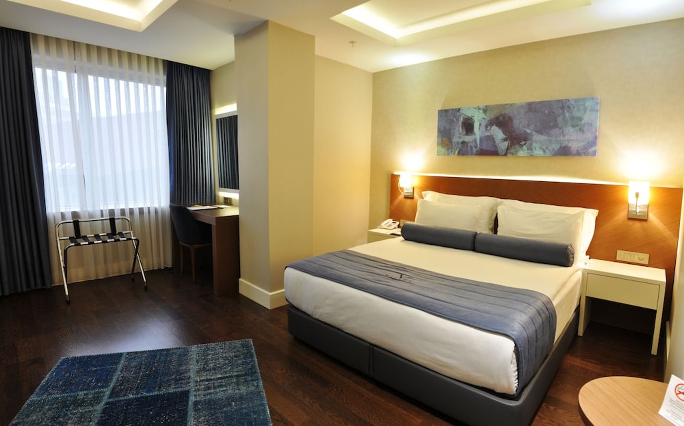 expedia-3161821-22