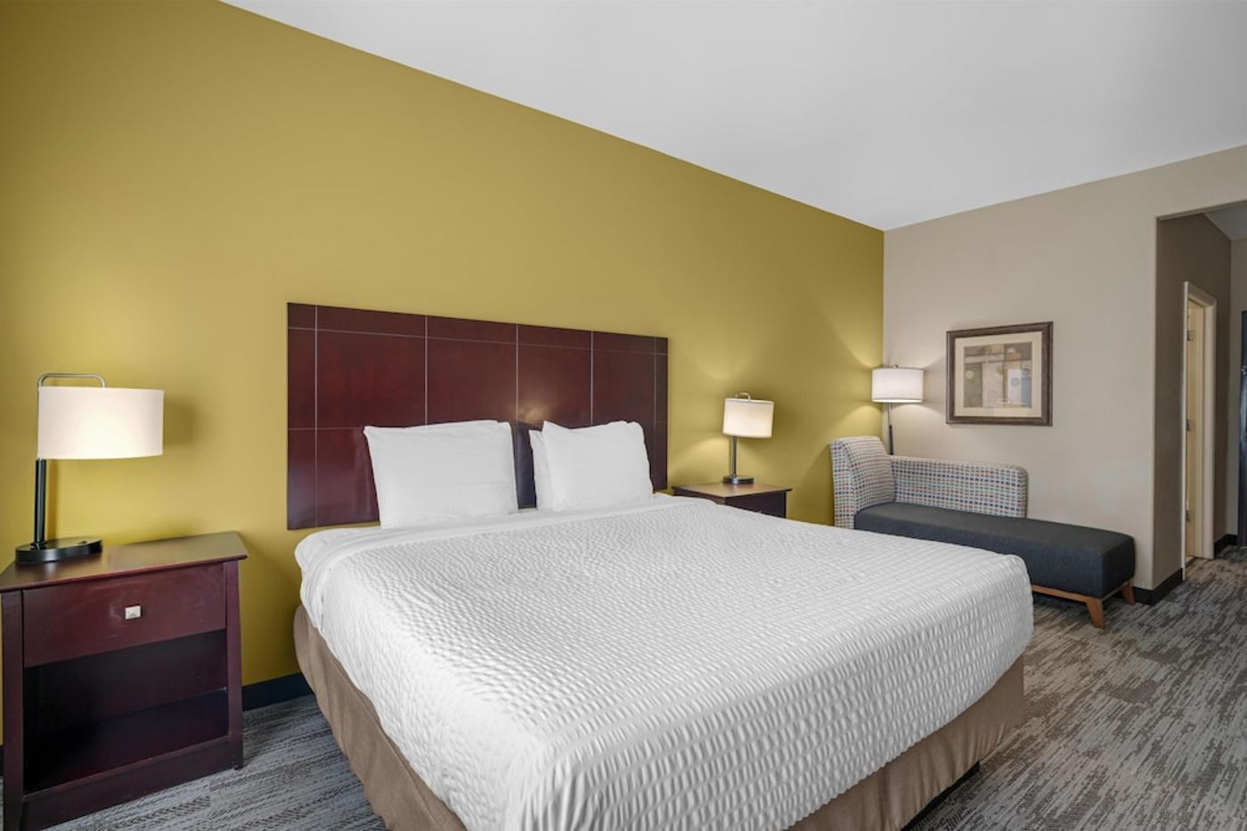 expedia-3165946-27