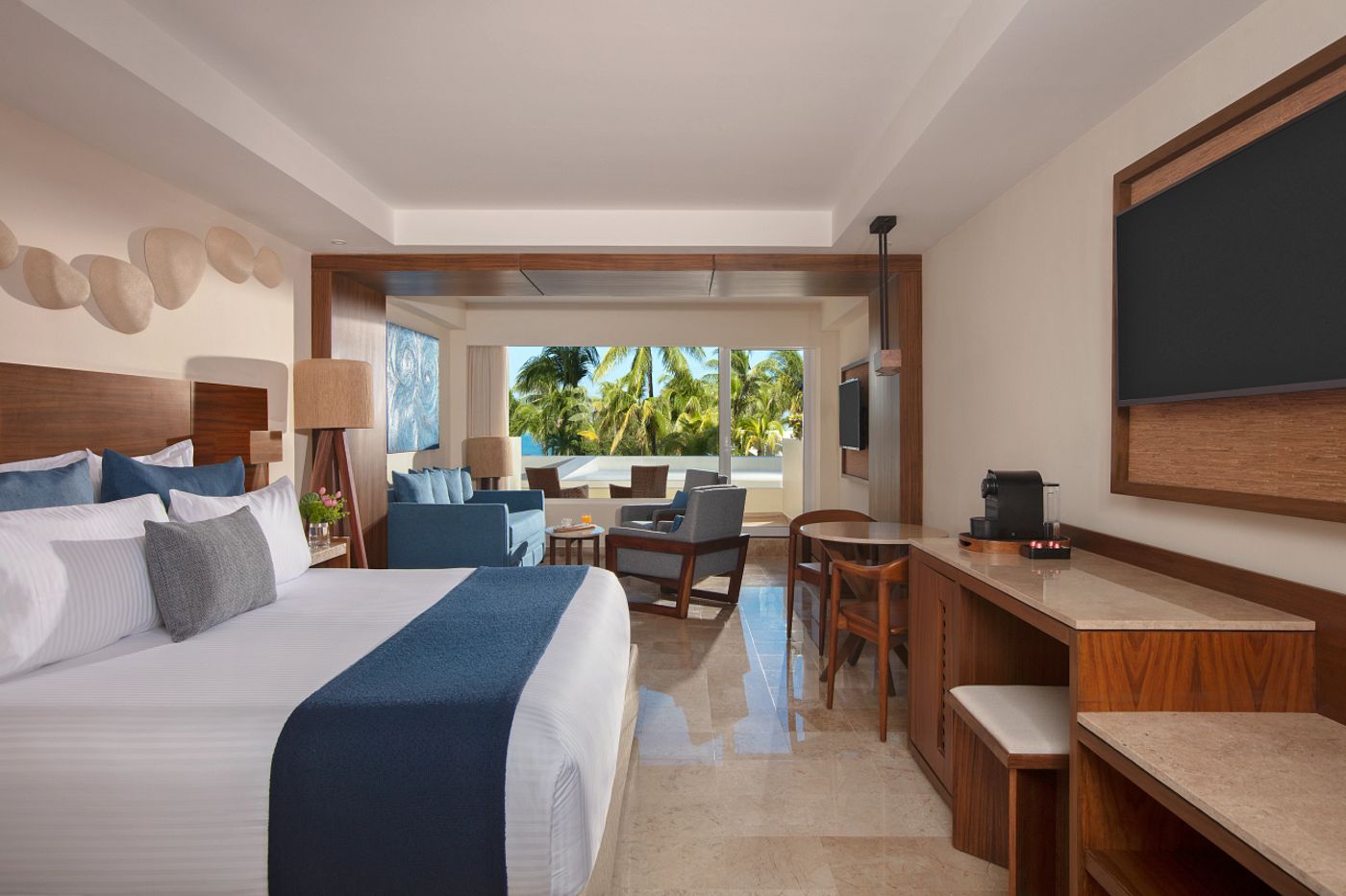  Dreams Sands Cancun Resort & Spa 27.08