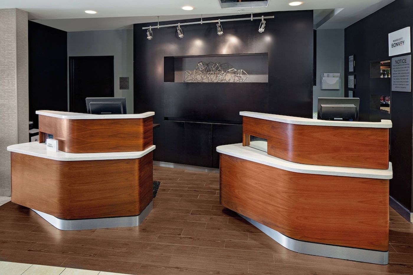 expedia-3160679-4