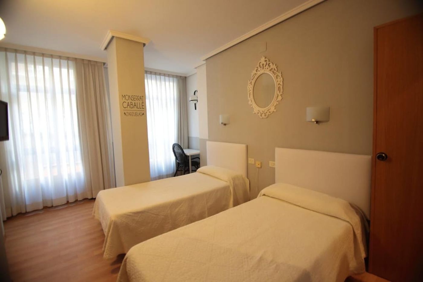 expedia-3164681-25
