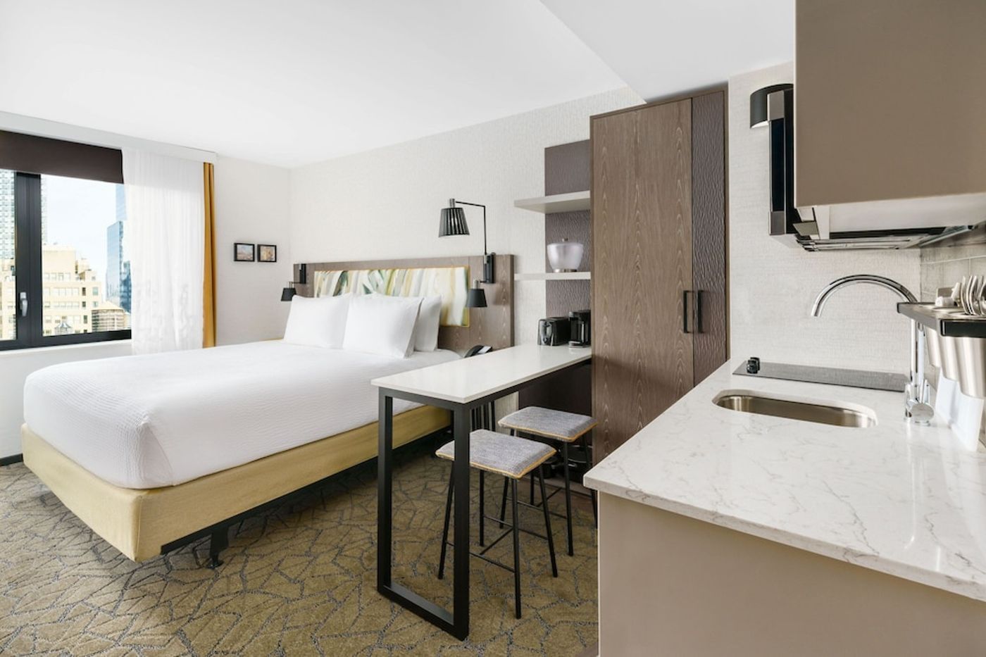 expedia-3159030-10