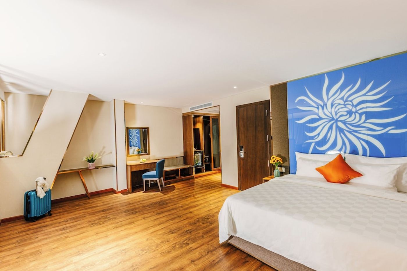expedia-3163136-27