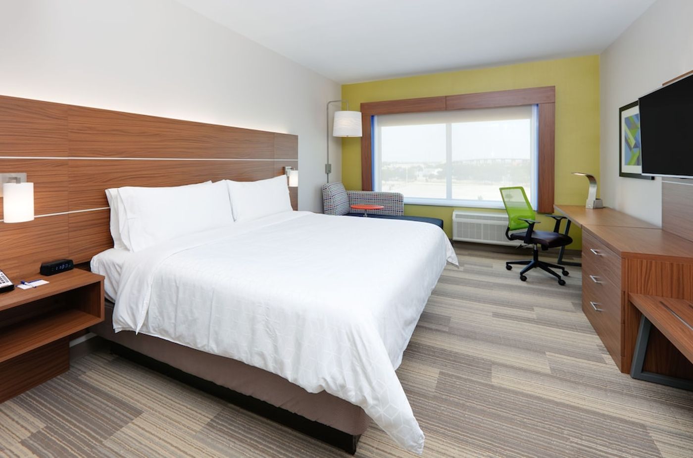 expedia-3160548-10