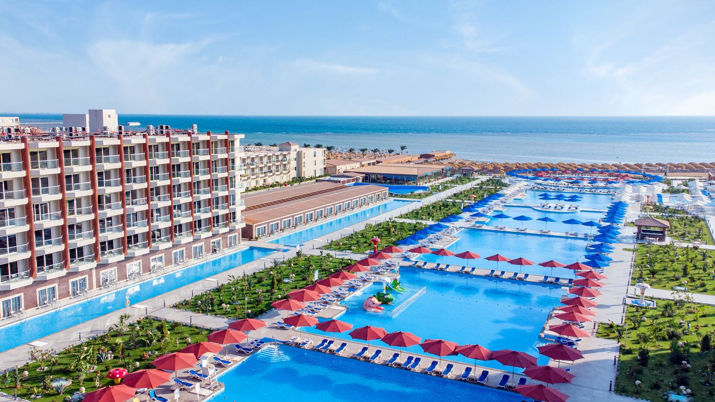 REWAYA MAJESTIC RESORT 08.04