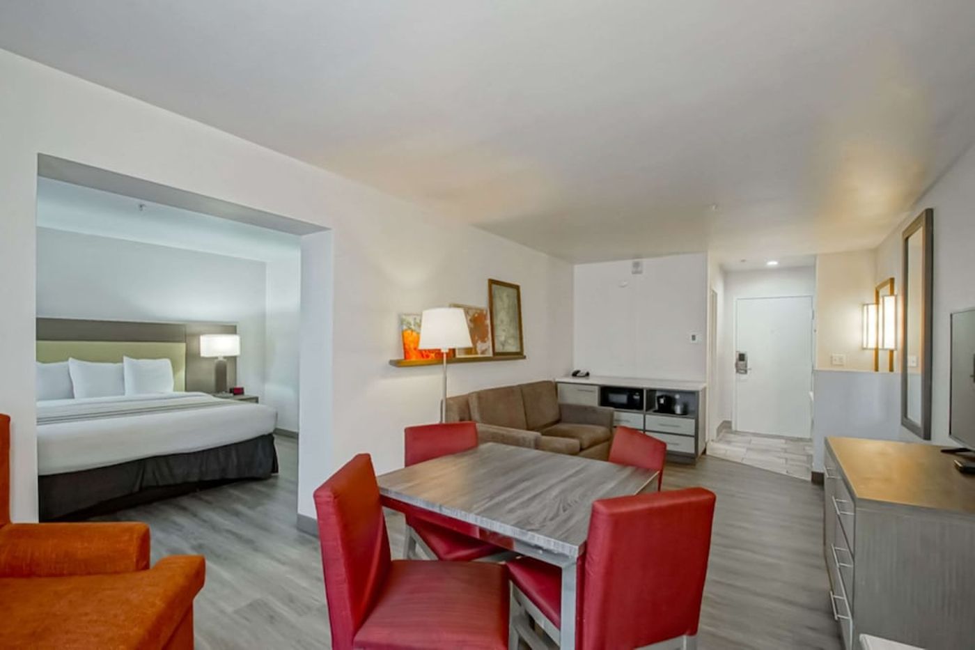 expedia-3165942-23