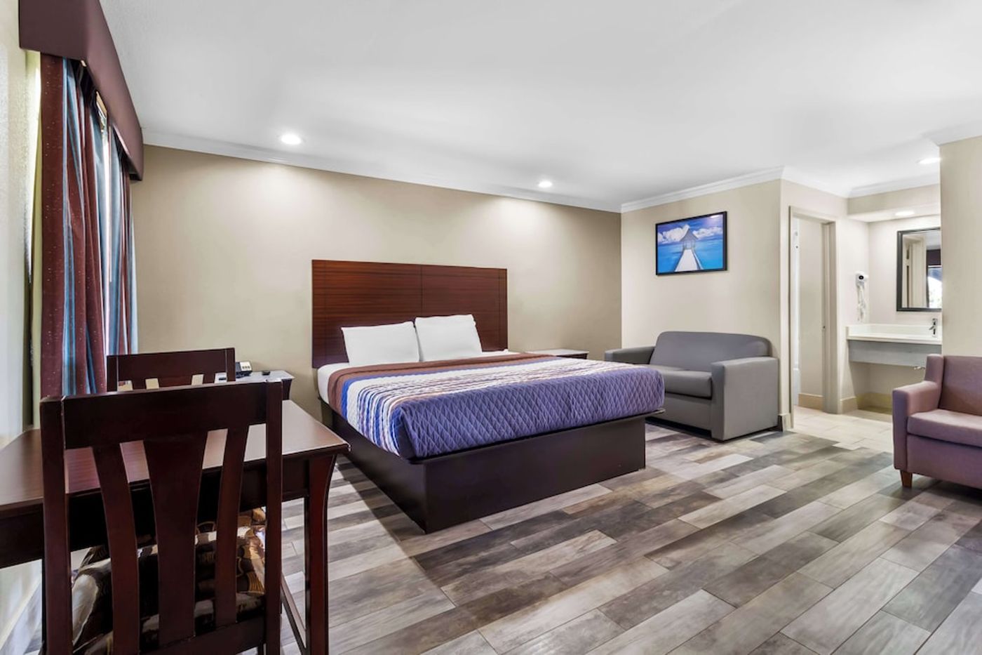 expedia-3160688-10