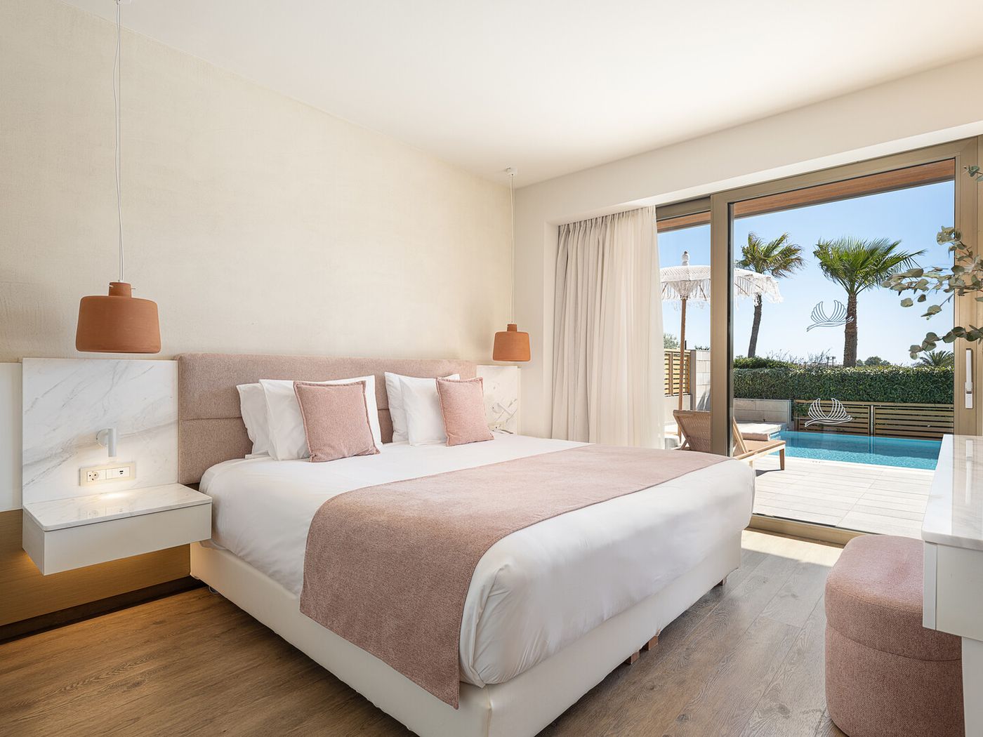 Avra Imperial Residence Collection