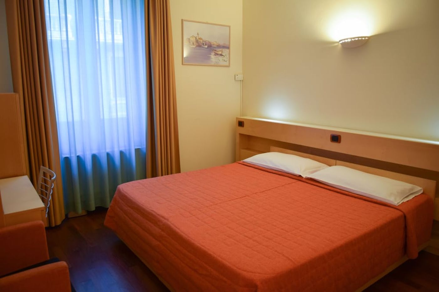 expedia-3163475-6