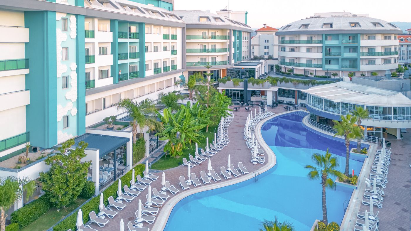 Seashell Resort & Spa