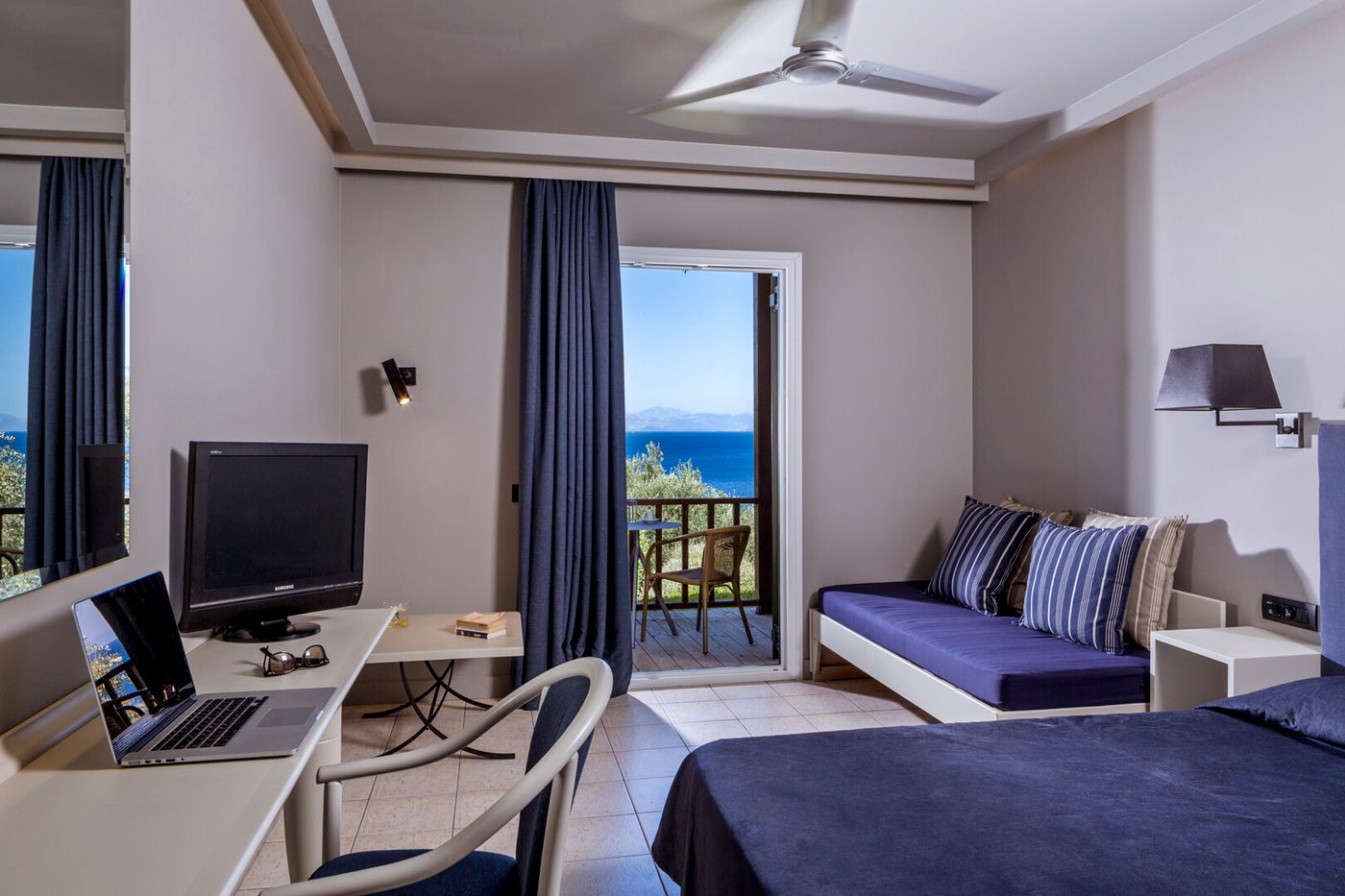 Aeolos Beach Resort 