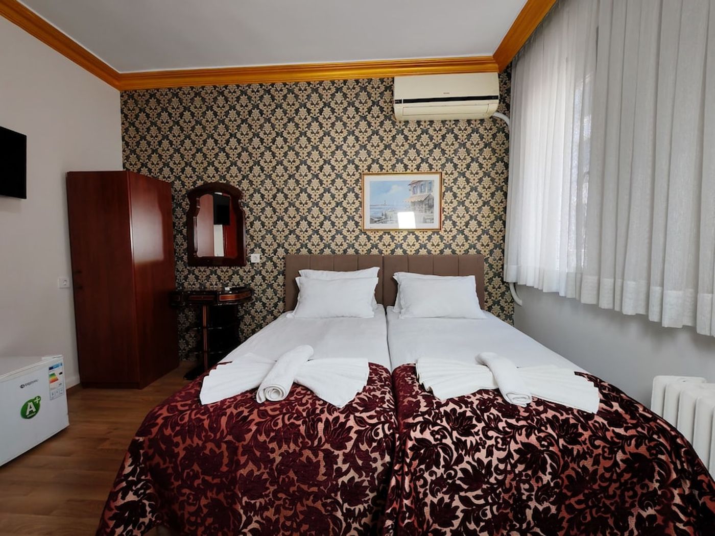 expedia-3161839-27