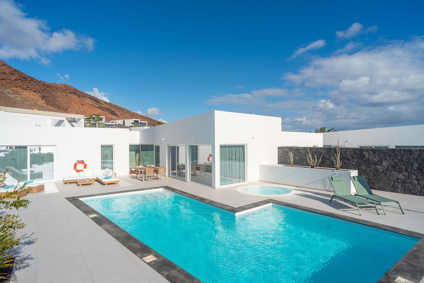 - 14.10.26 Hoopoe Villas Lanzarote