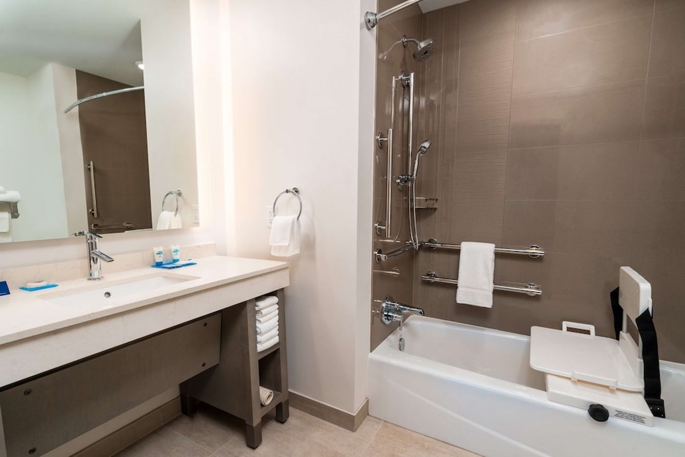 expedia-3160942-29
