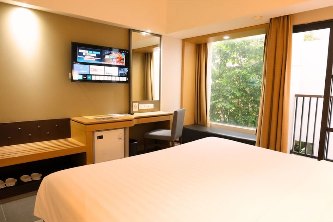expedia-3156958-25