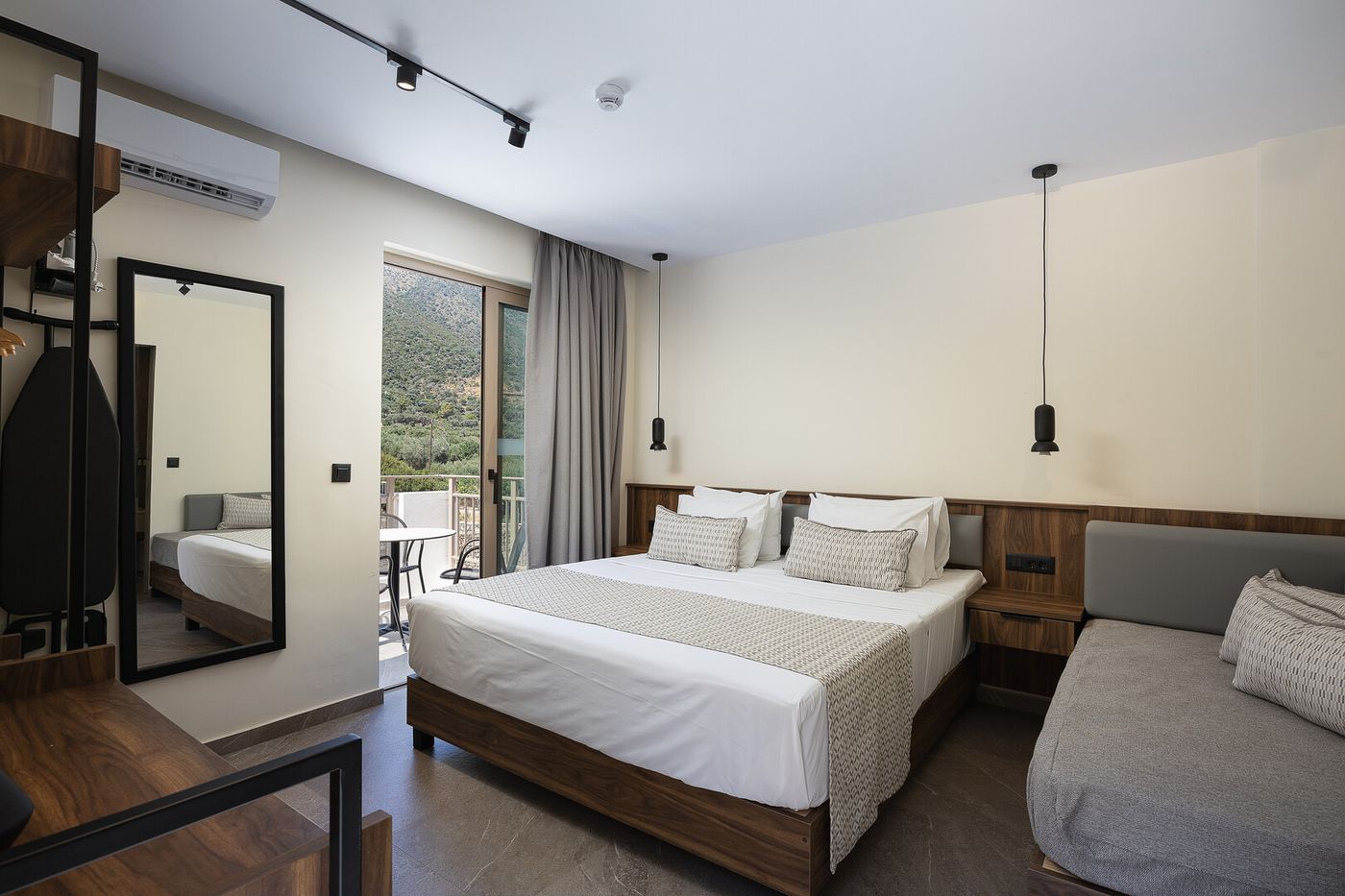 FILION SUITES RESORT & SPA