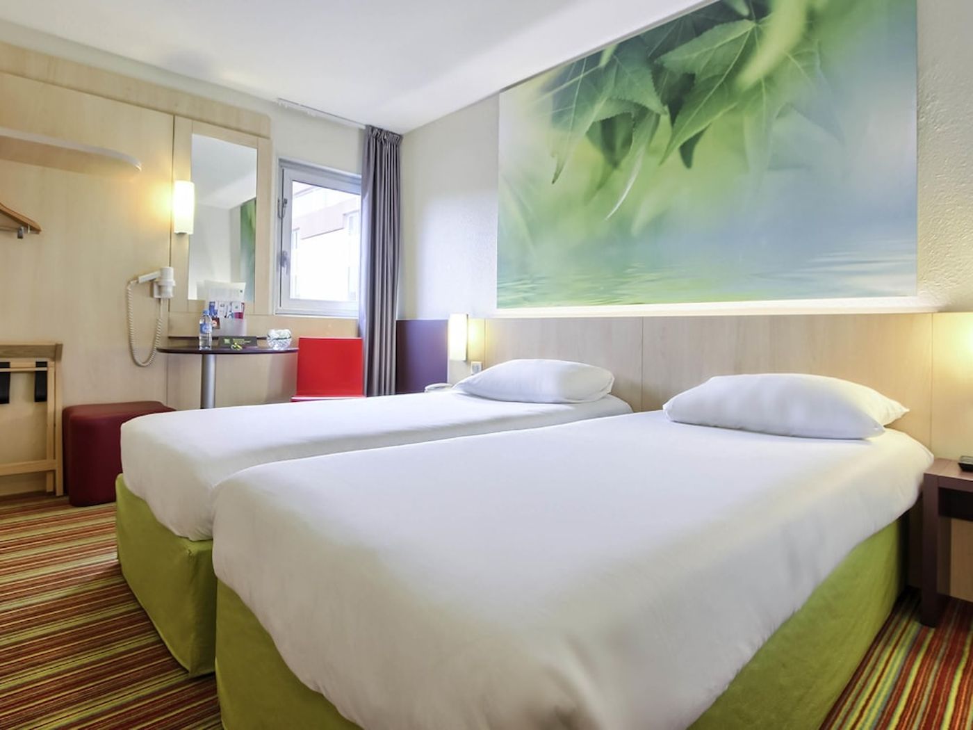 expedia-3159980-28