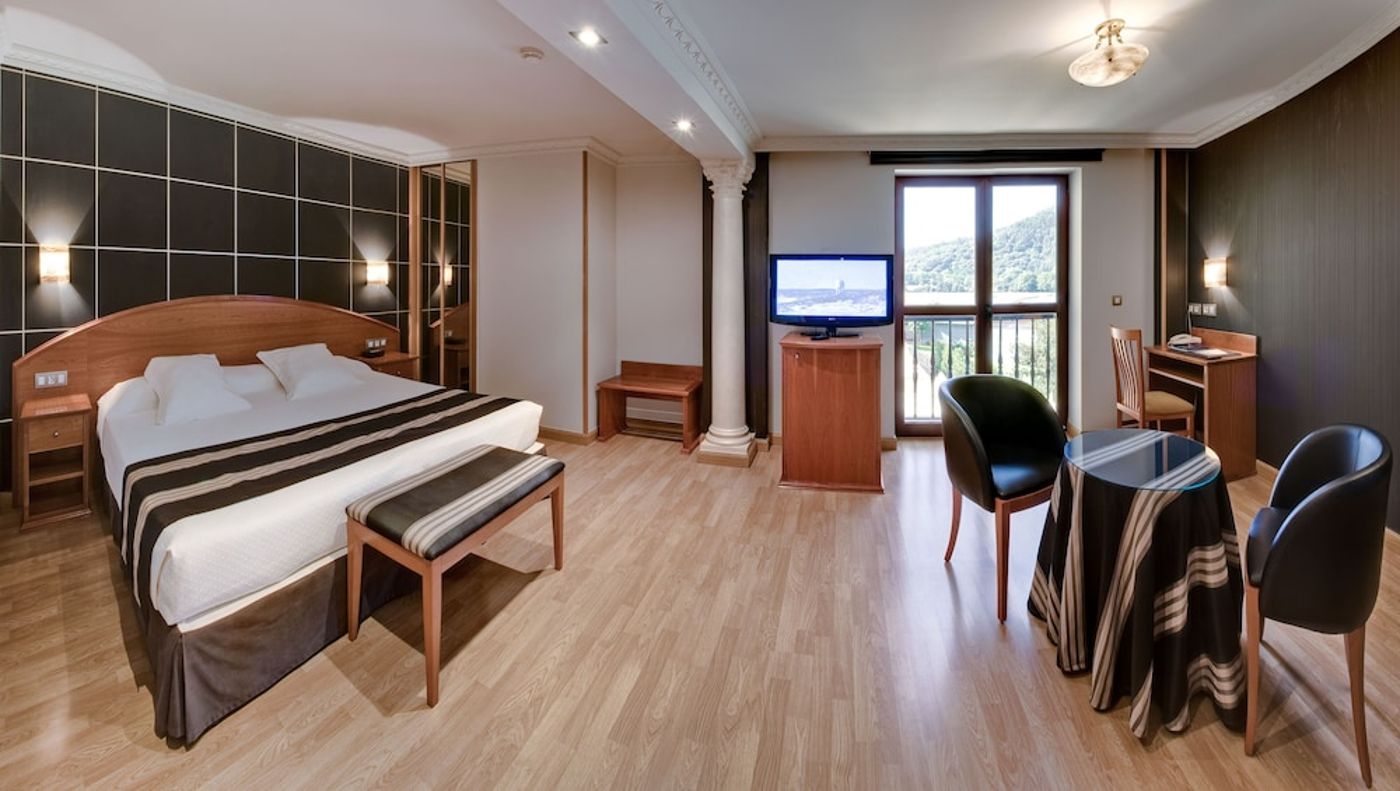 expedia-3161692-22