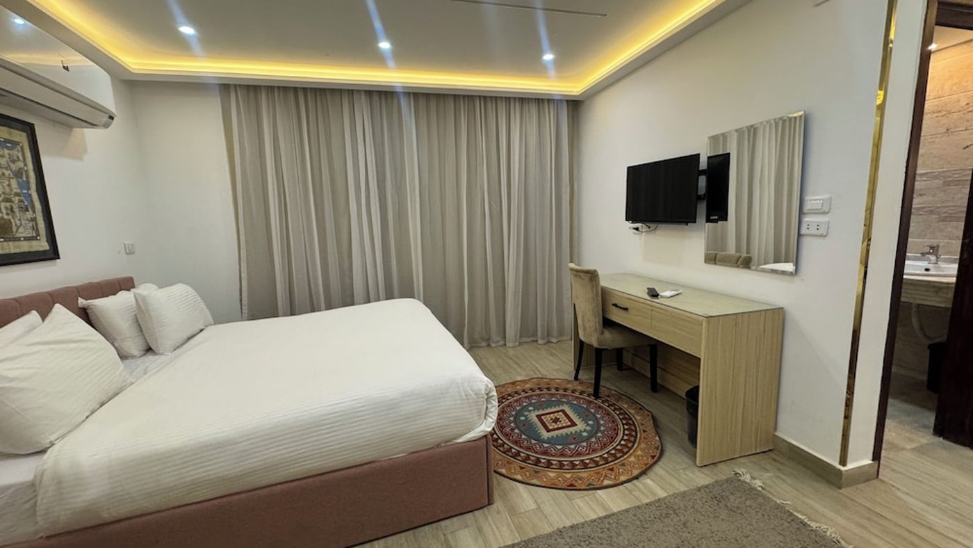 expedia-3165841-26
