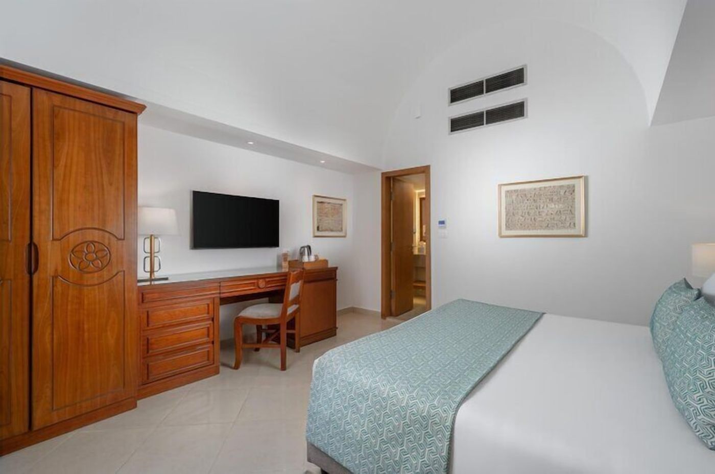 expedia-3162998-17