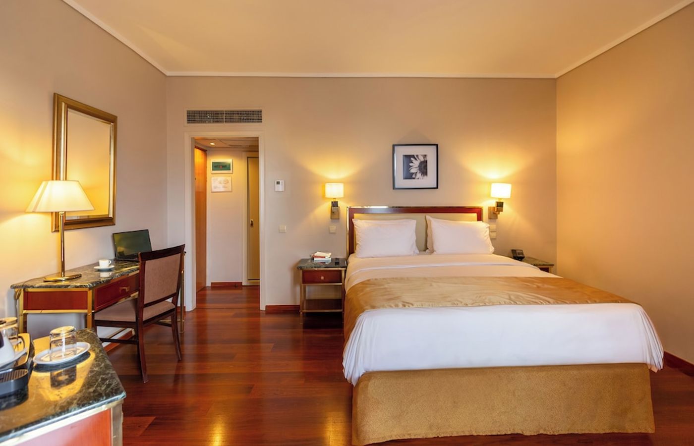 expedia-3163697-1