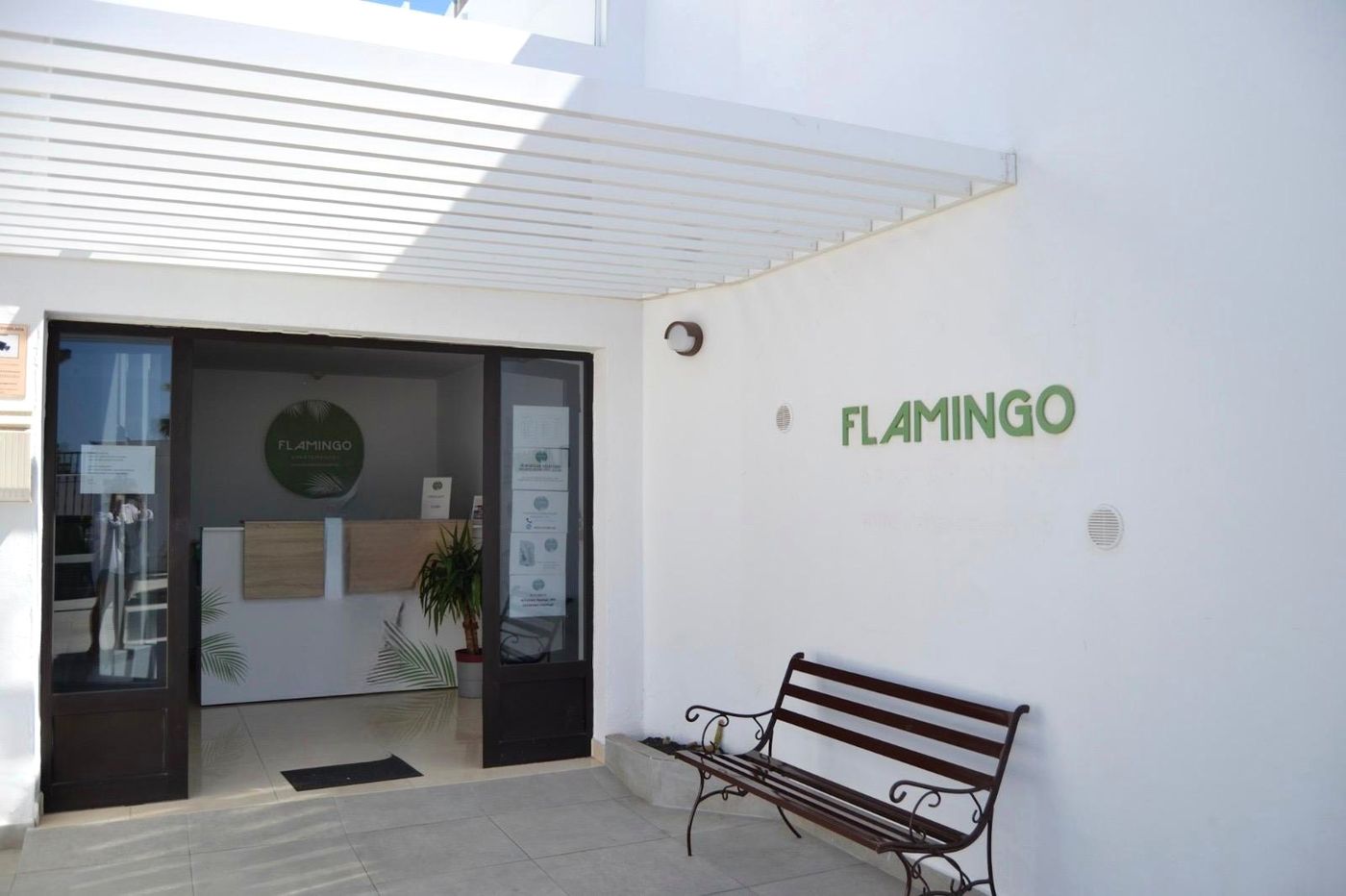 23.10.26 Flamingo Apartments