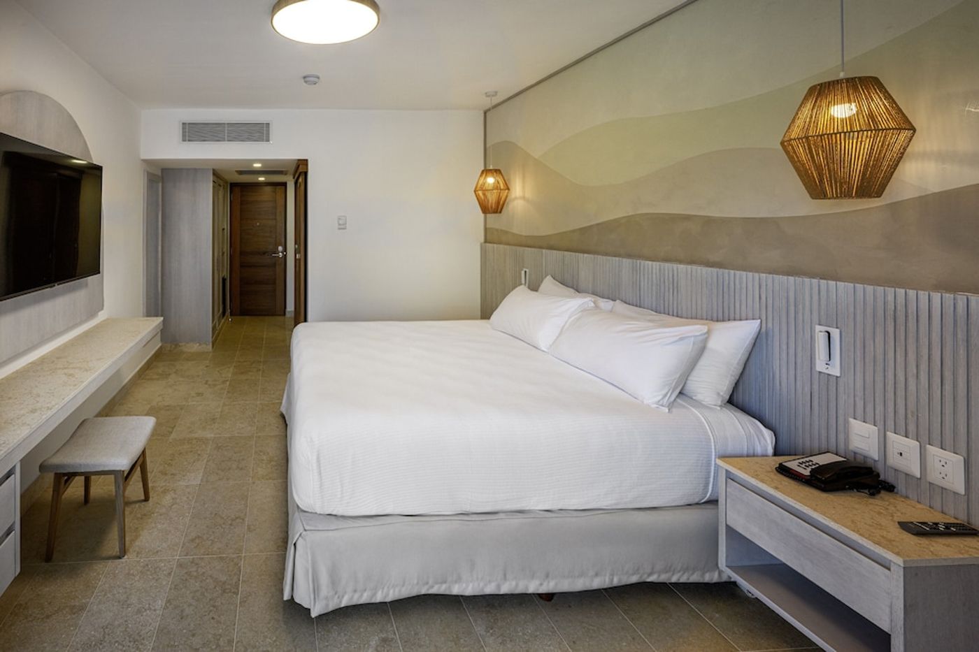 expedia-3166823-27