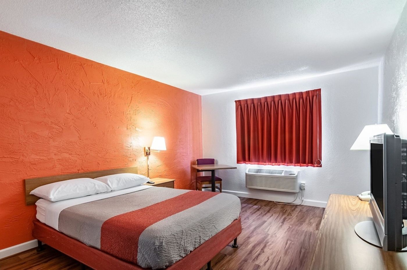 expedia-3158810-15