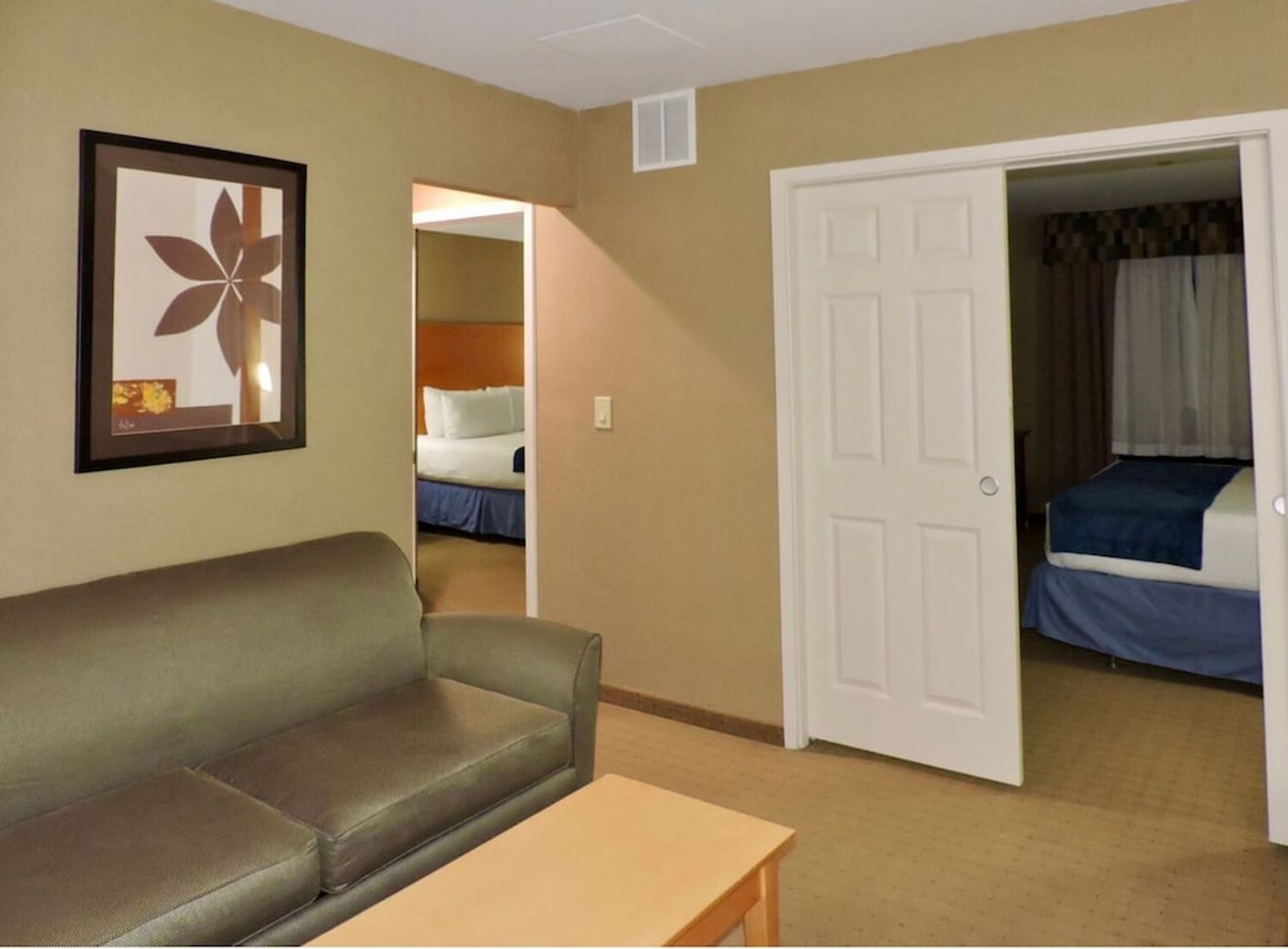 expedia-3162412-10