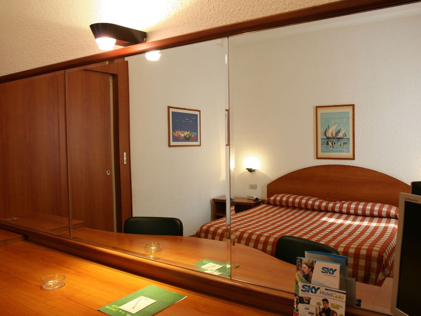 expedia-3163555-8