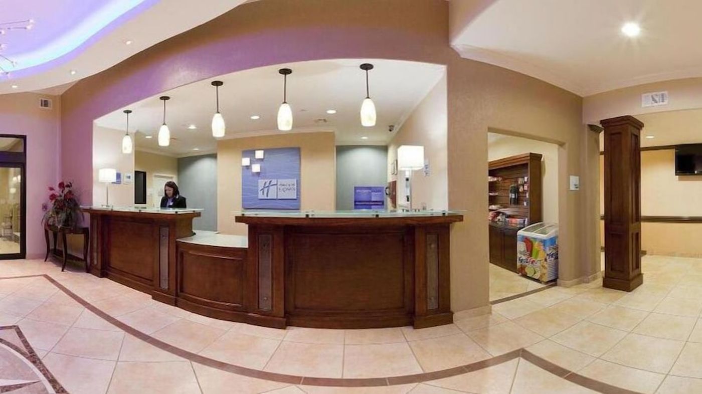 expedia-3160774-4