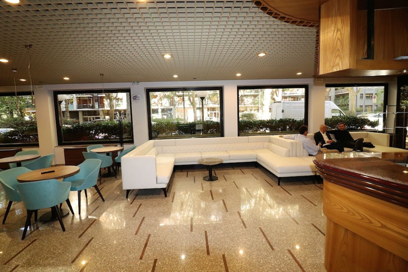 expedia-3159903-8
