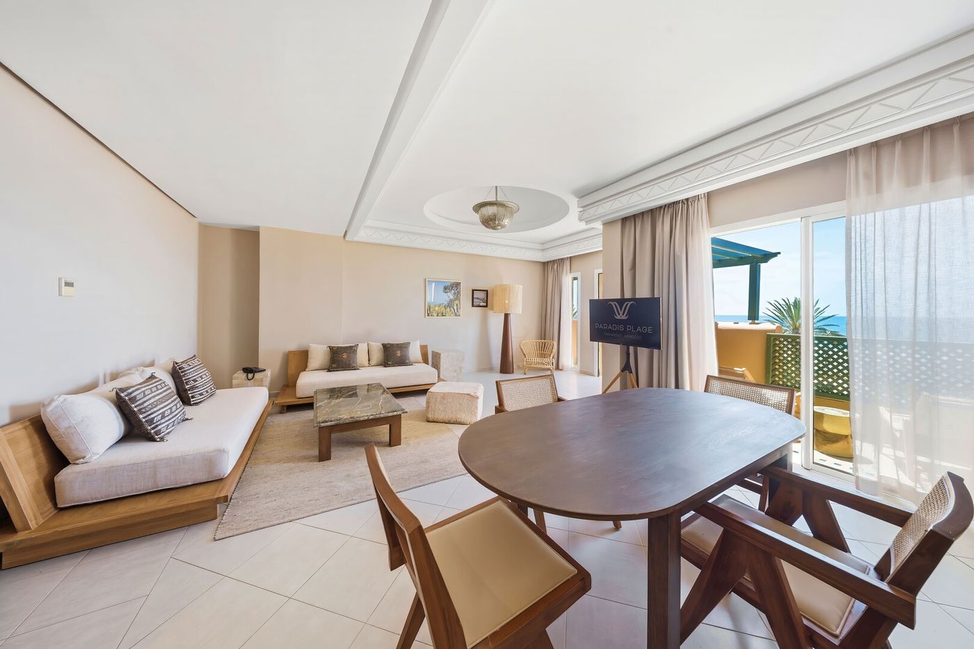 Paradis Plage Surf and Spa 02.06