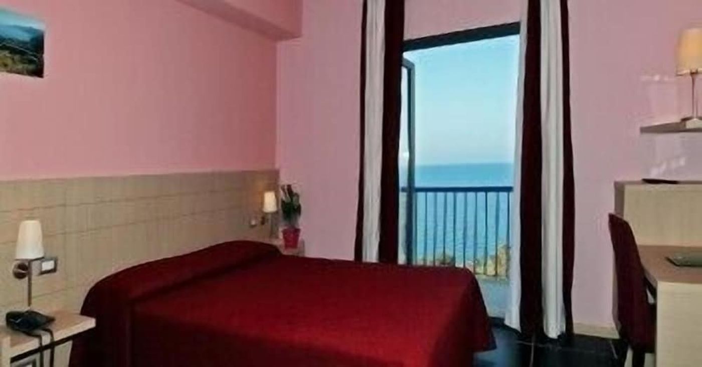 expedia-3166796-14