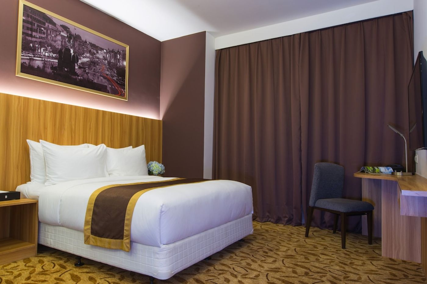 expedia-3165680-25