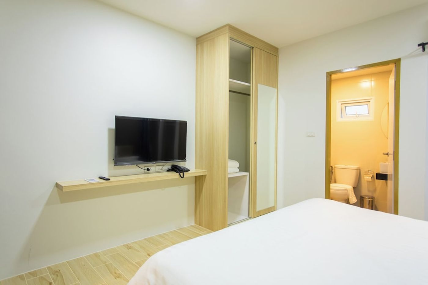 expedia-3159120-15