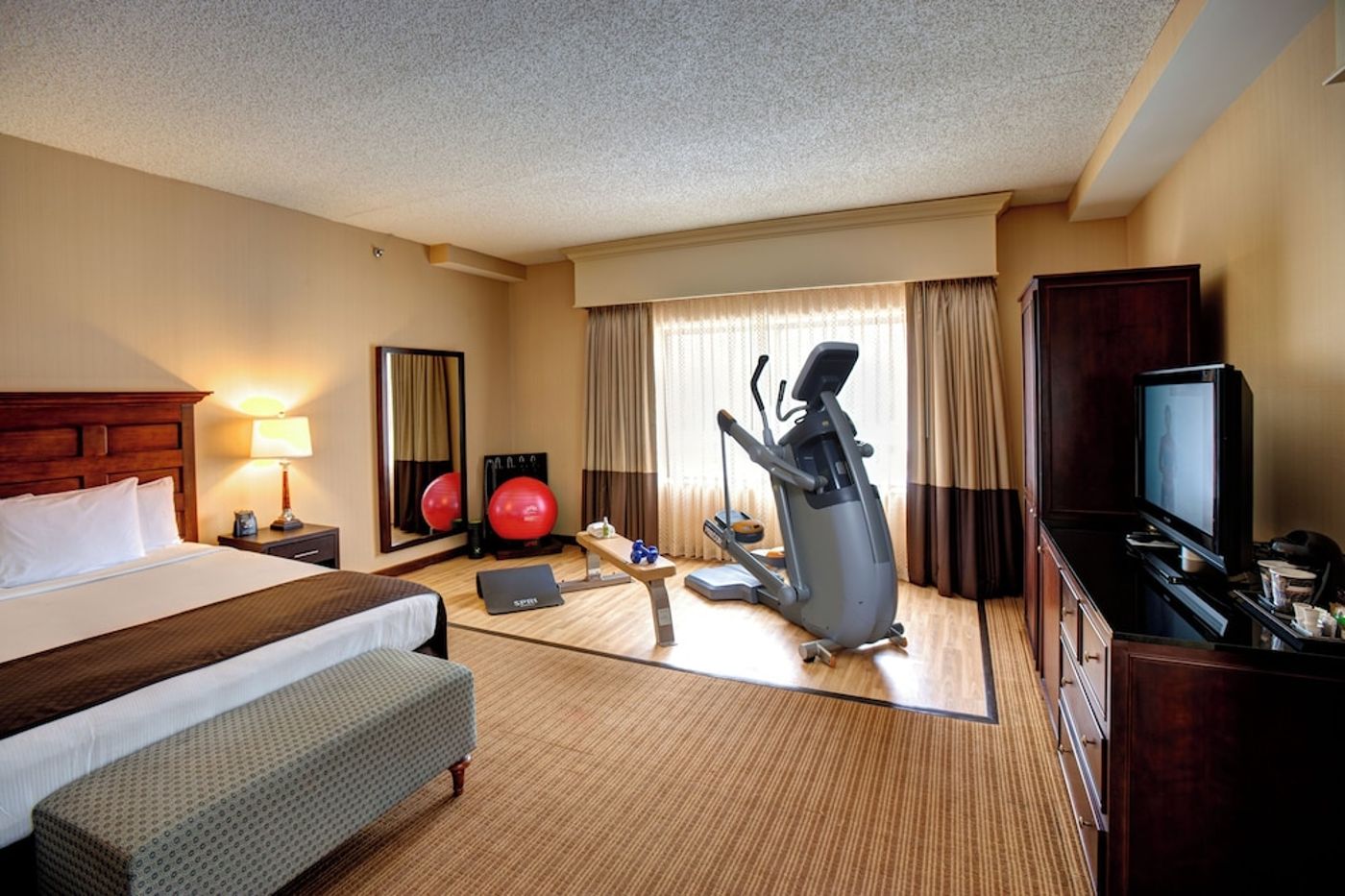 expedia-3158687-23