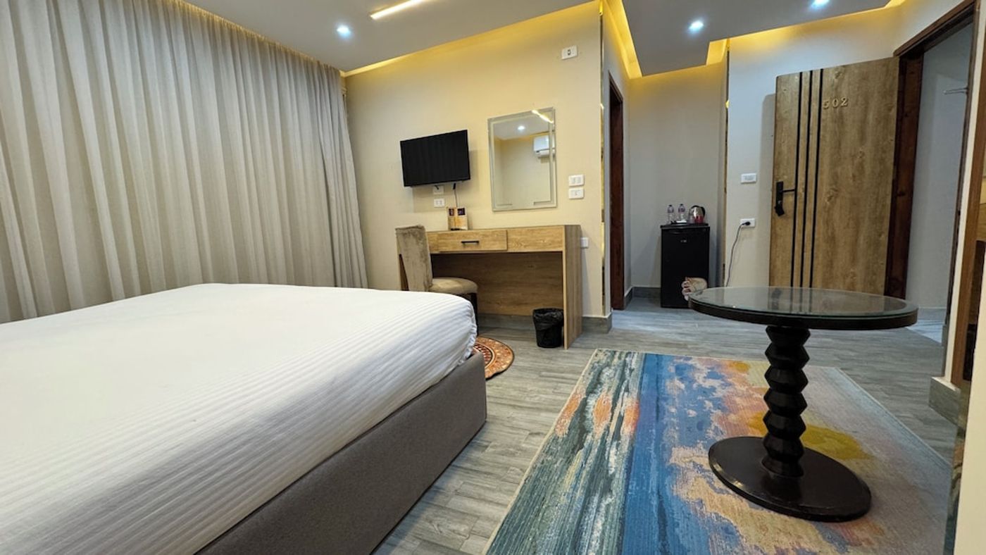 expedia-3165841-12